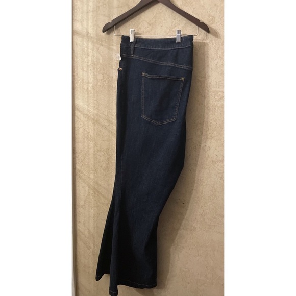 Ava & Viv High-Rise Flare Jeans  Dark Blue Flared Jeans Size 26  New Wit… - Picture 3 of 5